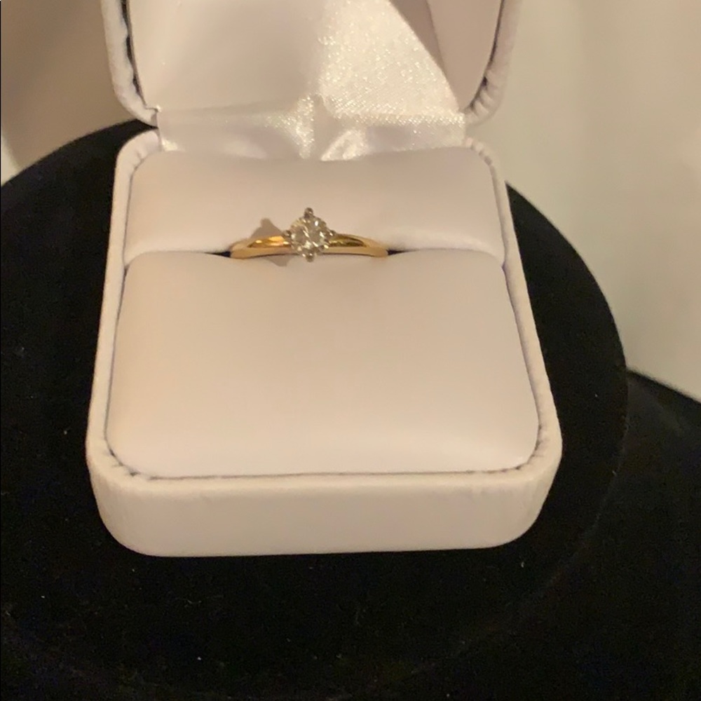 1/3  Diamond in 18 k gold Ring
